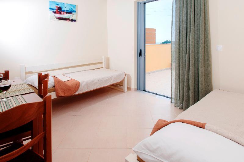 Hotel Sunday Maria Stoúpa Esterno foto